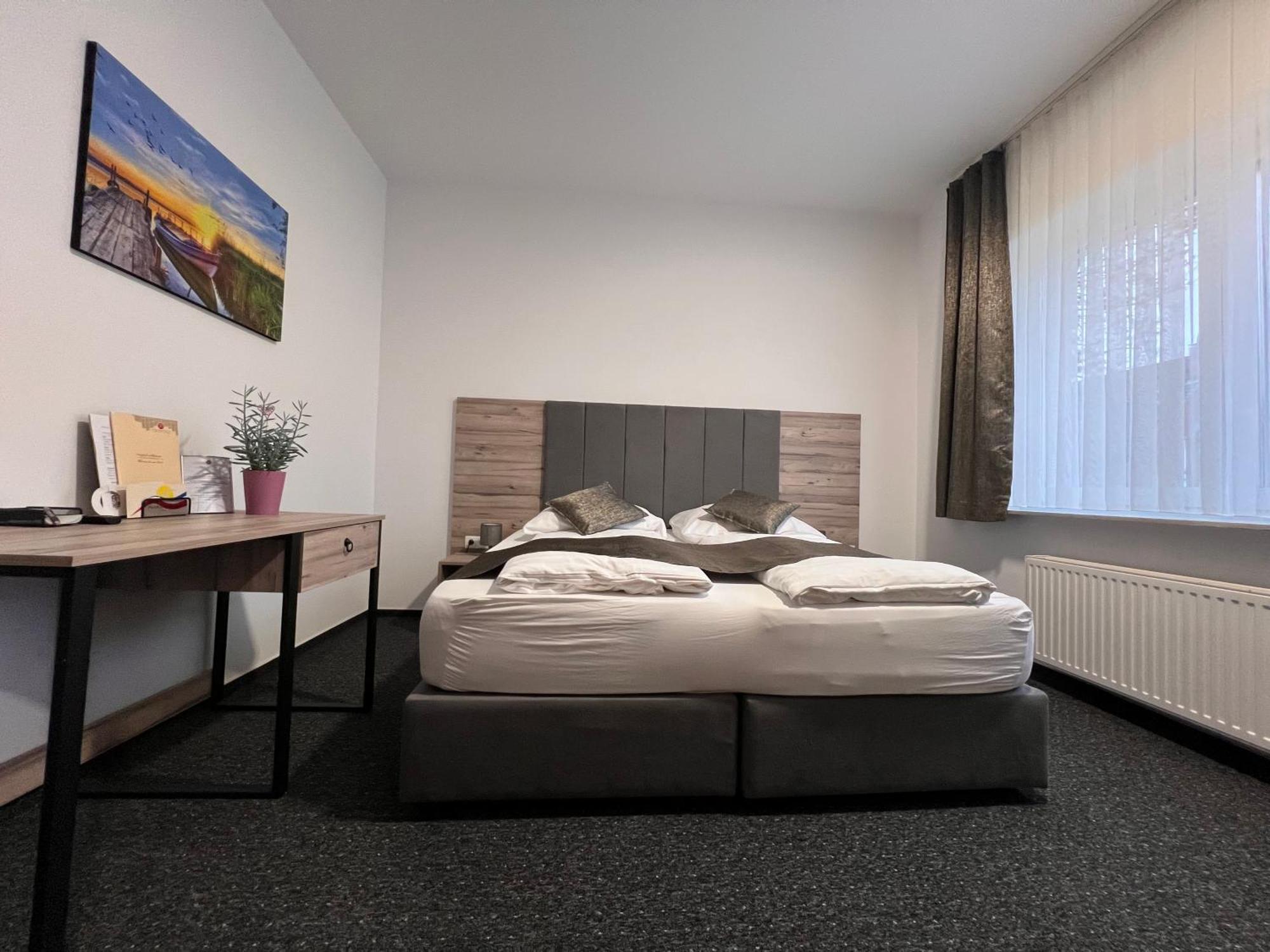 Hotel Dietrichsdorfer Hof Kiel Extérieur photo