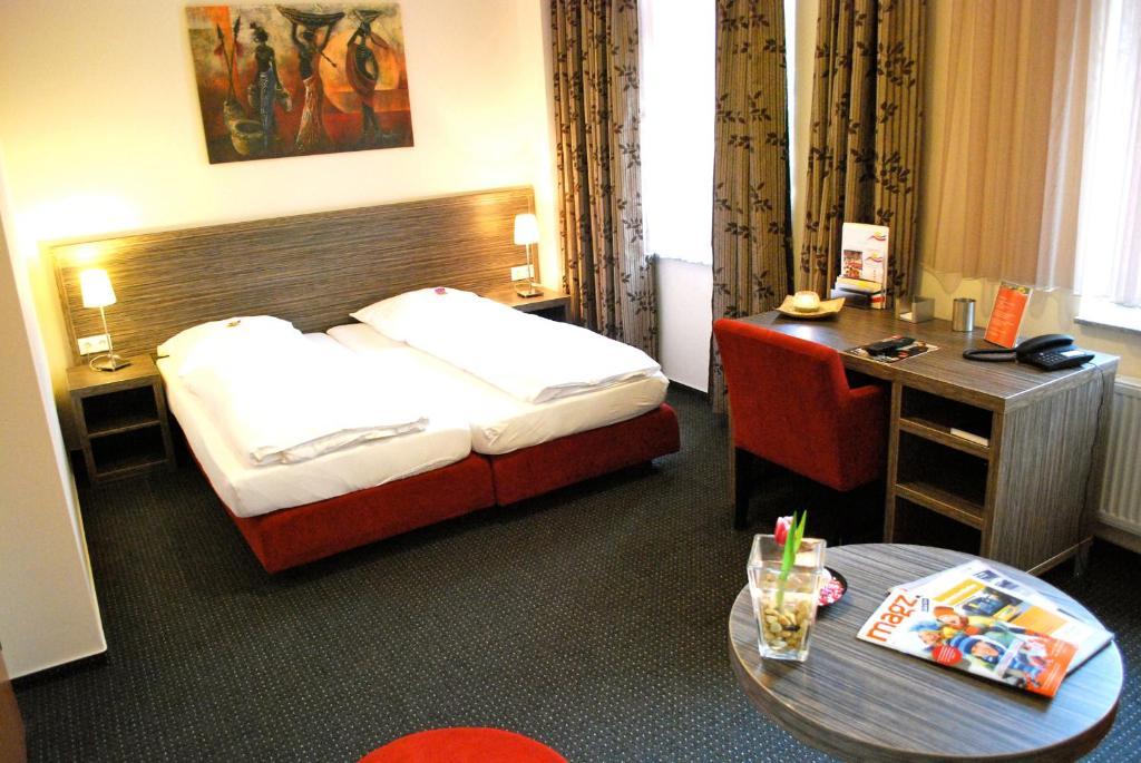 Hotel Dietrichsdorfer Hof Kiel Chambre photo