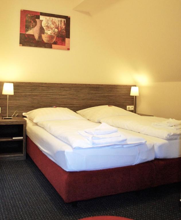 Hotel Dietrichsdorfer Hof Kiel Chambre photo